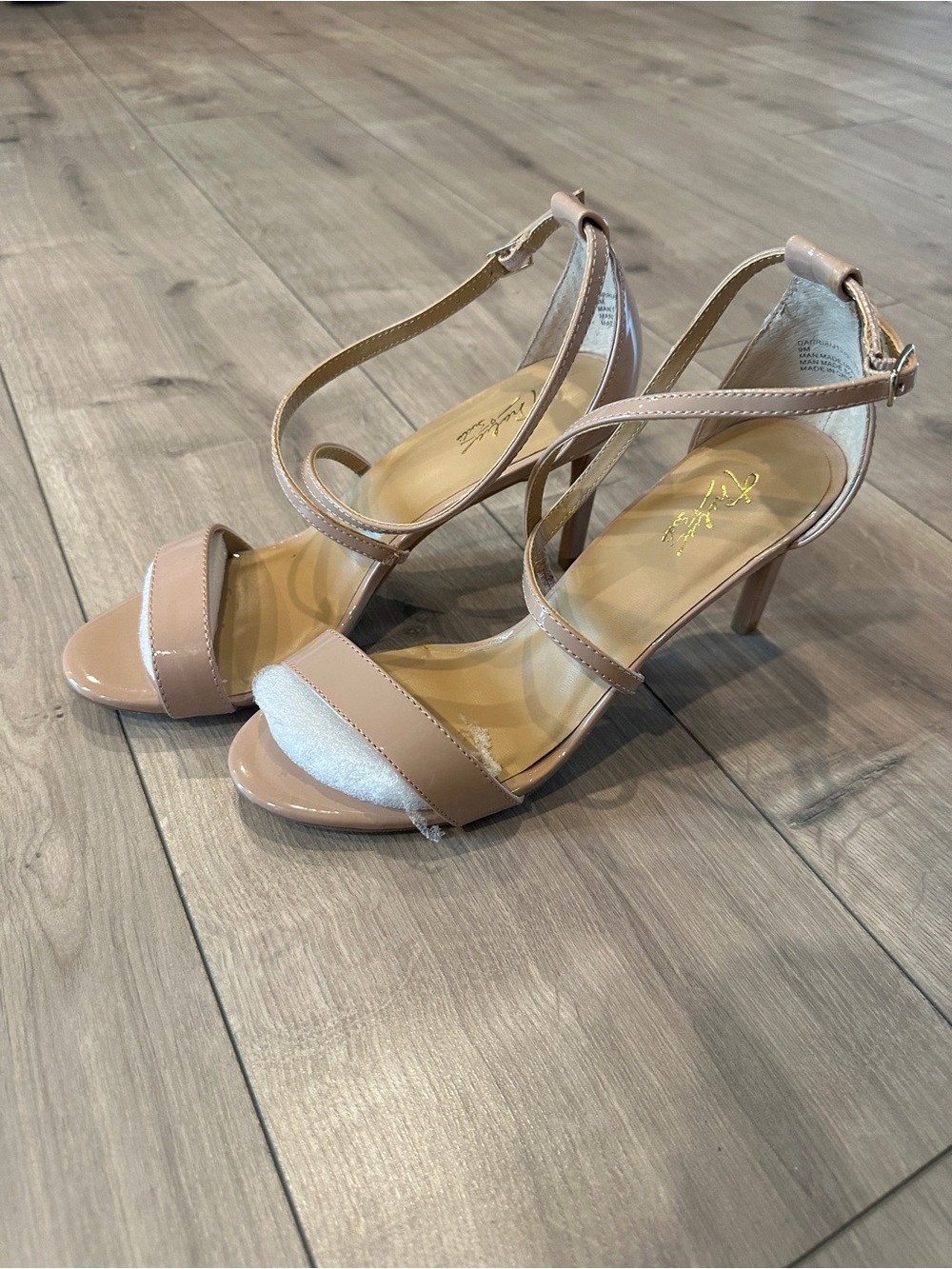 Thalia Sodi Darria Nude Patent Strappy Heels Size 9